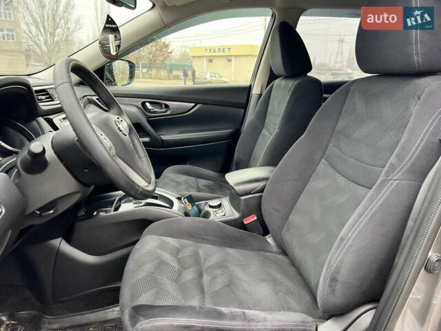 Серый Ниссан ИксТрейл, объемом двигателя 2 л и пробегом 79 тыс. км за 14699 $, фото 6 на Automoto.ua