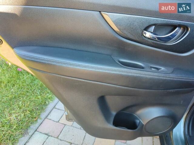 Сірий Ніссан ІксТрейл, об'ємом двигуна 1.6 л та пробігом 191 тис. км за 16200 $, фото 14 на Automoto.ua