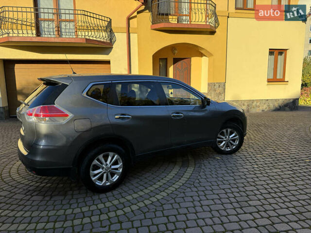 Сірий Ніссан ІксТрейл, об'ємом двигуна 1.6 л та пробігом 215 тис. км за 15500 $, фото 7 на Automoto.ua