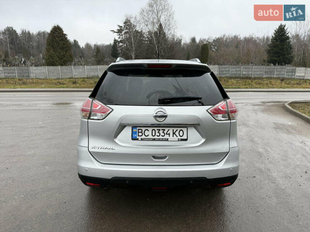 Серый Ниссан ИксТрейл, объемом двигателя 1.6 л и пробегом 158 тыс. км за 14800 $, фото 3 на Automoto.ua