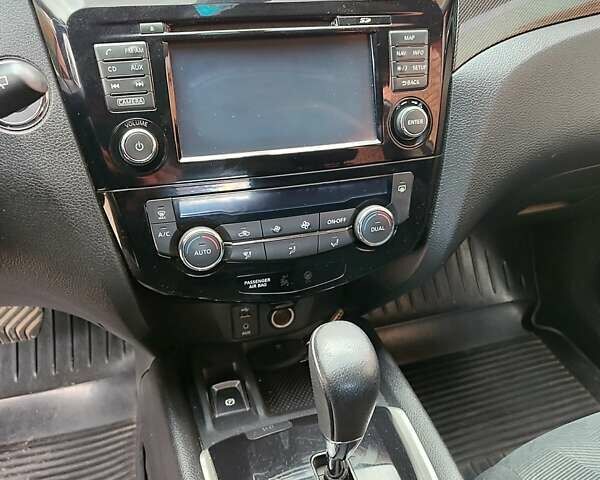 Сірий Ніссан ІксТрейл, об'ємом двигуна 1.6 л та пробігом 191 тис. км за 16200 $, фото 28 на Automoto.ua