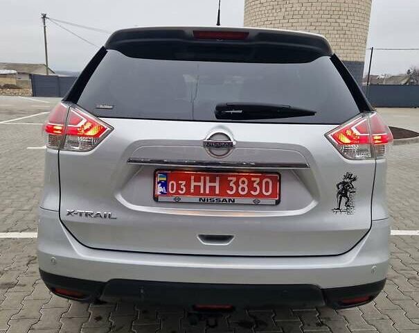 Сірий Ніссан ІксТрейл, об'ємом двигуна 1.6 л та пробігом 145 тис. км за 15500 $, фото 16 на Automoto.ua