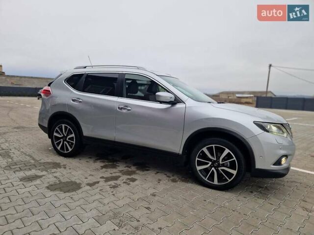 Сірий Ніссан ІксТрейл, об'ємом двигуна 1.6 л та пробігом 145 тис. км за 15500 $, фото 2 на Automoto.ua