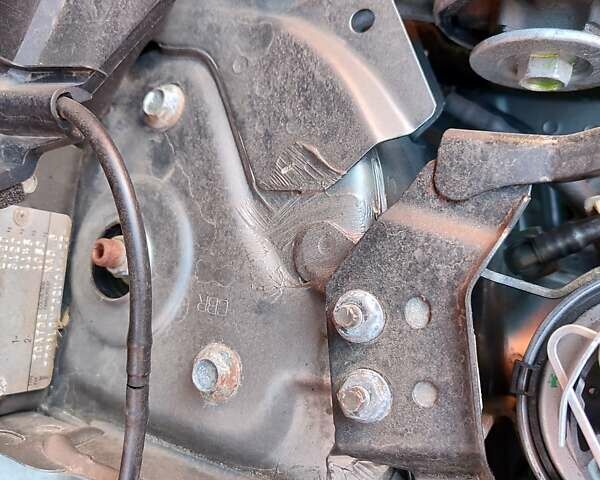 Сірий Ніссан ІксТрейл, об'ємом двигуна 1.6 л та пробігом 191 тис. км за 16200 $, фото 13 на Automoto.ua