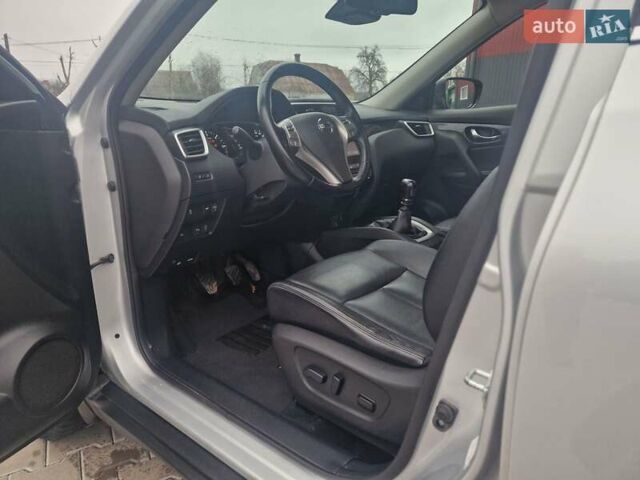 Сірий Ніссан ІксТрейл, об'ємом двигуна 1.6 л та пробігом 145 тис. км за 15500 $, фото 19 на Automoto.ua