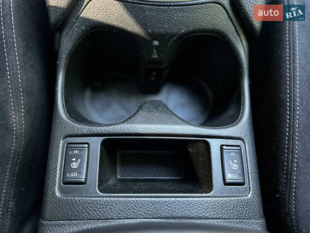 Серый Ниссан ИксТрейл, объемом двигателя 1.6 л и пробегом 59 тыс. км за 17500 $, фото 25 на Automoto.ua