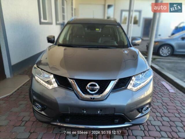 Серый Ниссан ИксТрейл, объемом двигателя 1.6 л и пробегом 156 тыс. км за 15699 $, фото 5 на Automoto.ua
