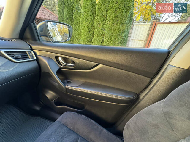 Сірий Ніссан ІксТрейл, об'ємом двигуна 1.6 л та пробігом 215 тис. км за 15500 $, фото 15 на Automoto.ua