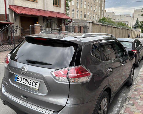 Сірий Ніссан ІксТрейл, об'ємом двигуна 2 л та пробігом 85 тис. км за 18400 $, фото 3 на Automoto.ua