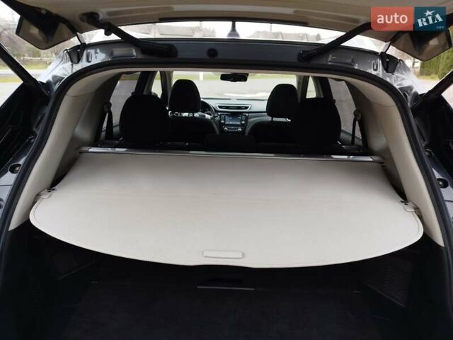 Серый Ниссан ИксТрейл, объемом двигателя 1.6 л и пробегом 195 тыс. км за 14800 $, фото 51 на Automoto.ua