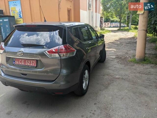 Сірий Ніссан ІксТрейл, об'ємом двигуна 1.6 л та пробігом 110 тис. км за 17300 $, фото 4 на Automoto.ua