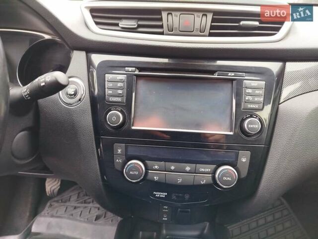 Серый Ниссан ИксТрейл, объемом двигателя 1.6 л и пробегом 195 тыс. км за 14800 $, фото 30 на Automoto.ua