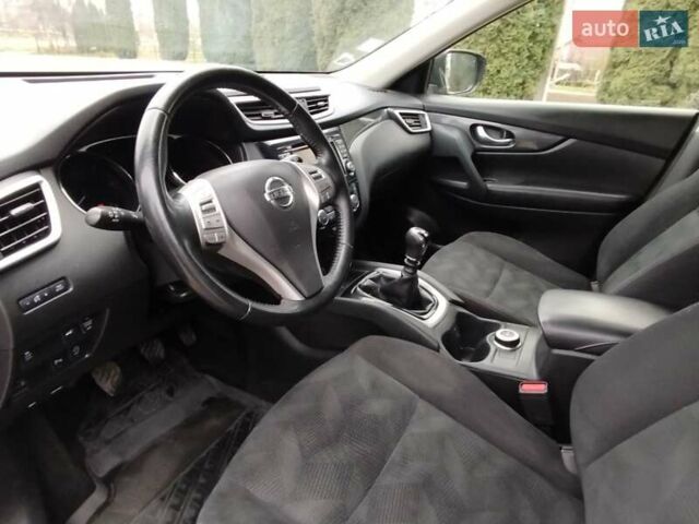 Серый Ниссан ИксТрейл, объемом двигателя 1.6 л и пробегом 195 тыс. км за 14800 $, фото 29 на Automoto.ua