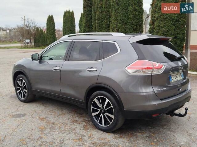 Серый Ниссан ИксТрейл, объемом двигателя 1.6 л и пробегом 195 тыс. км за 14800 $, фото 8 на Automoto.ua