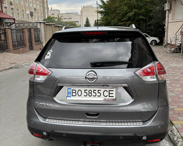 Сірий Ніссан ІксТрейл, об'ємом двигуна 2 л та пробігом 85 тис. км за 18400 $, фото 2 на Automoto.ua
