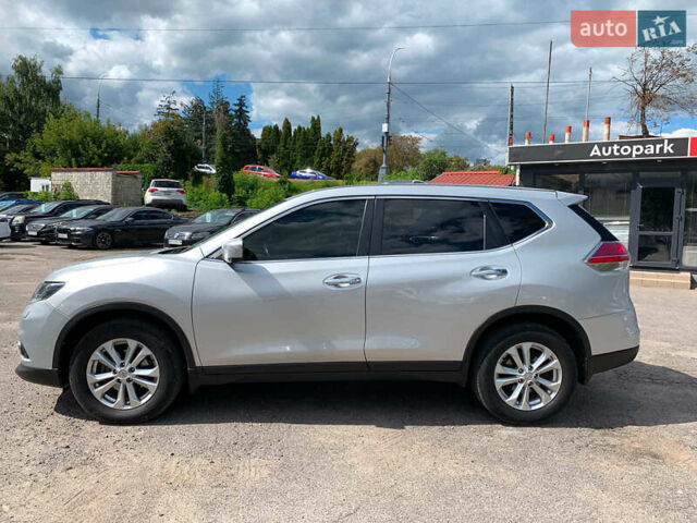 Серый Ниссан ИксТрейл, объемом двигателя 1.6 л и пробегом 114 тыс. км за 18290 $, фото 7 на Automoto.ua