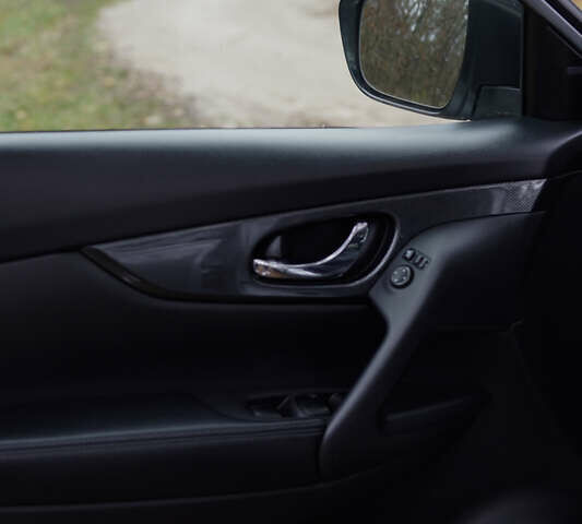 Сірий Ніссан ІксТрейл, об'ємом двигуна 1.6 л та пробігом 262 тис. км за 16999 $, фото 15 на Automoto.ua