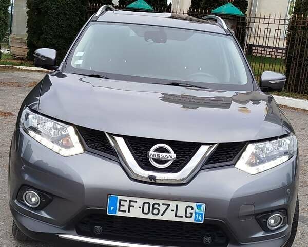 Серый Ниссан ИксТрейл, объемом двигателя 1.6 л и пробегом 195 тыс. км за 14800 $, фото 1 на Automoto.ua