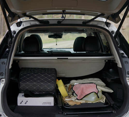 Сірий Ніссан ІксТрейл, об'ємом двигуна 1.6 л та пробігом 262 тис. км за 16999 $, фото 7 на Automoto.ua