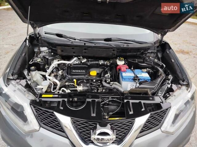 Серый Ниссан ИксТрейл, объемом двигателя 1.6 л и пробегом 195 тыс. км за 14800 $, фото 70 на Automoto.ua