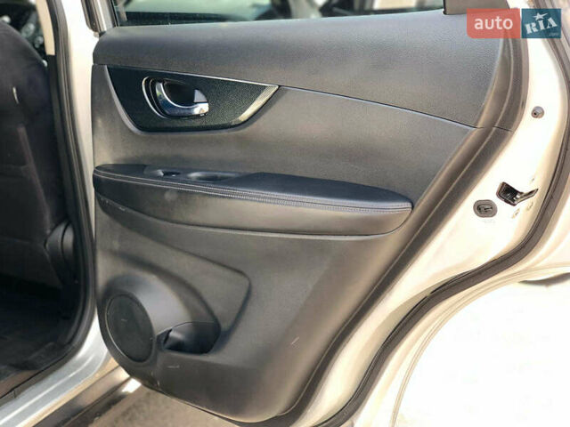 Серый Ниссан ИксТрейл, объемом двигателя 1.6 л и пробегом 114 тыс. км за 18290 $, фото 21 на Automoto.ua