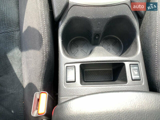 Серый Ниссан ИксТрейл, объемом двигателя 1.6 л и пробегом 114 тыс. км за 18290 $, фото 33 на Automoto.ua