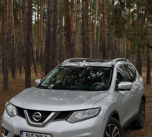 Сірий Ніссан ІксТрейл, об'ємом двигуна 1.6 л та пробігом 262 тис. км за 16999 $, фото 1 на Automoto.ua