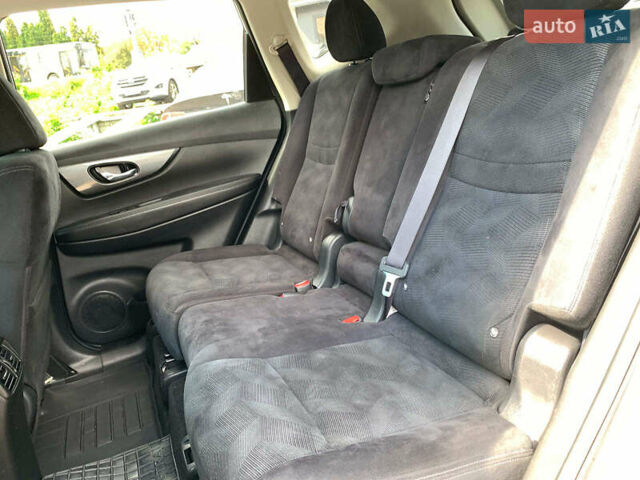 Серый Ниссан ИксТрейл, объемом двигателя 1.6 л и пробегом 114 тыс. км за 18290 $, фото 26 на Automoto.ua