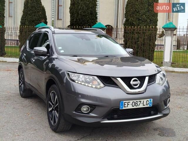Серый Ниссан ИксТрейл, объемом двигателя 1.6 л и пробегом 195 тыс. км за 14800 $, фото 21 на Automoto.ua