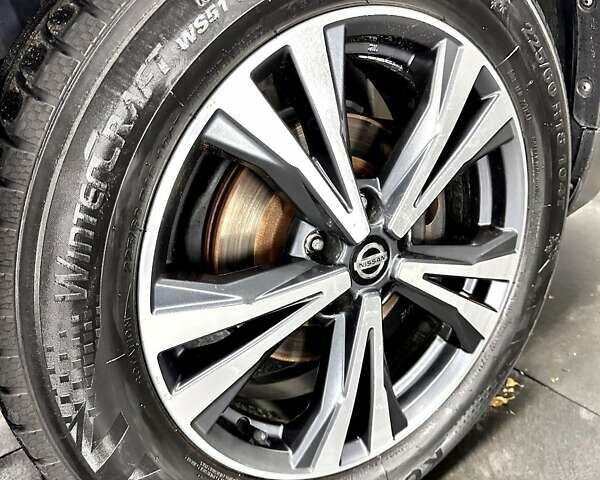 Серый Ниссан ИксТрейл, объемом двигателя 1.6 л и пробегом 101 тыс. км за 22000 $, фото 40 на Automoto.ua