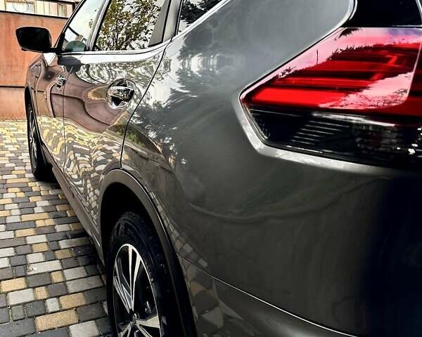 Серый Ниссан ИксТрейл, объемом двигателя 1.6 л и пробегом 101 тыс. км за 22000 $, фото 57 на Automoto.ua