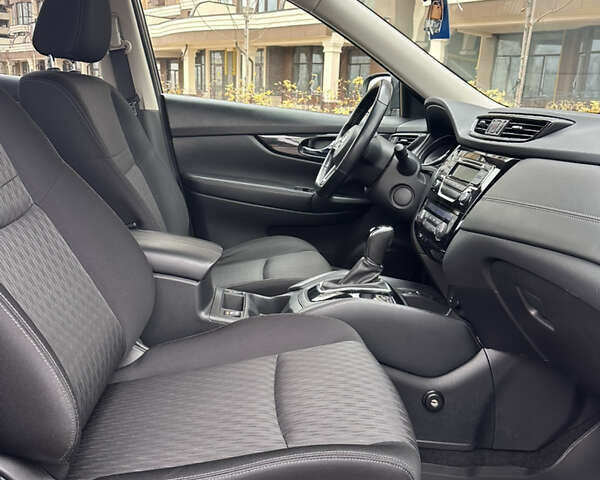 Серый Ниссан ИксТрейл, объемом двигателя 1.62 л и пробегом 140 тыс. км за 17300 $, фото 50 на Automoto.ua