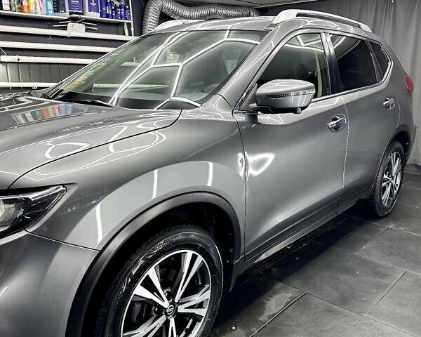 Серый Ниссан ИксТрейл, объемом двигателя 1.6 л и пробегом 101 тыс. км за 22000 $, фото 8 на Automoto.ua