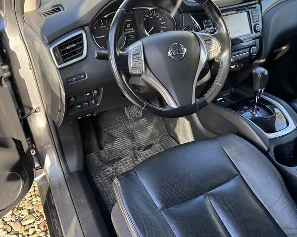 Серый Ниссан ИксТрейл, объемом двигателя 2 л и пробегом 227 тыс. км за 17300 $, фото 27 на Automoto.ua