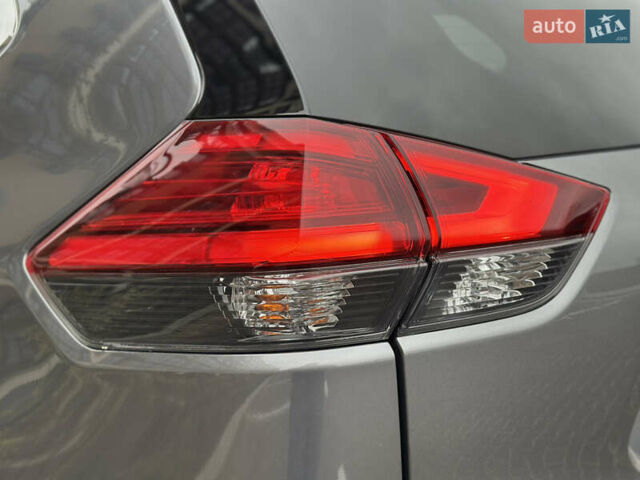 Серый Ниссан ИксТрейл, объемом двигателя 1.62 л и пробегом 140 тыс. км за 17300 $, фото 24 на Automoto.ua