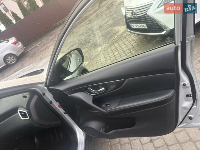 Серый Ниссан ИксТрейл, объемом двигателя 1.6 л и пробегом 172 тыс. км за 16700 $, фото 22 на Automoto.ua