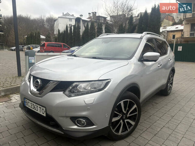 Серый Ниссан ИксТрейл, объемом двигателя 1.6 л и пробегом 172 тыс. км за 16700 $, фото 2 на Automoto.ua