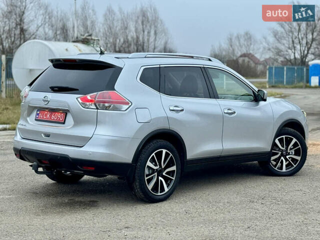 Сірий Ніссан ІксТрейл, об'ємом двигуна 1.6 л та пробігом 183 тис. км за 16800 $, фото 17 на Automoto.ua