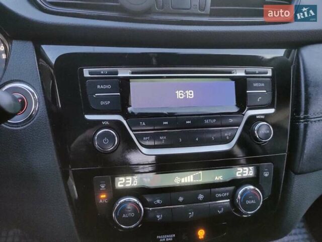 Ніссан ІксТрейл 2017 у Хмельницькому на Automoto.ua Сірий Ніссан ІксТрейл, об'ємом двигуна 1.6 л та пробігом 120 тис. км за 19500 $, фото 11 на Automoto.ua