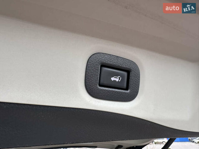 Серый Ниссан ИксТрейл, объемом двигателя 1.62 л и пробегом 140 тыс. км за 17300 $, фото 57 на Automoto.ua