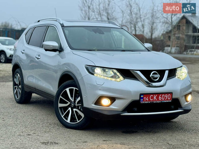 Сірий Ніссан ІксТрейл, об'ємом двигуна 1.6 л та пробігом 183 тис. км за 16800 $, фото 12 на Automoto.ua
