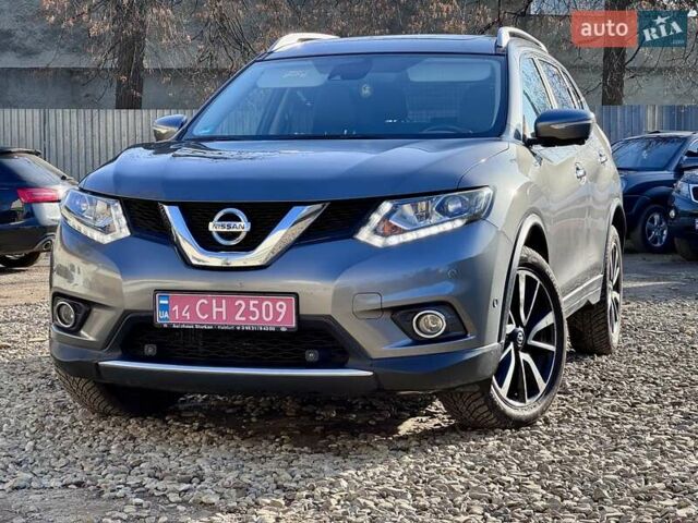 Серый Ниссан ИксТрейл, объемом двигателя 2 л и пробегом 227 тыс. км за 17300 $, фото 11 на Automoto.ua