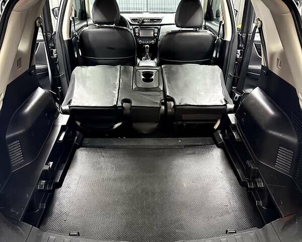 Серый Ниссан ИксТрейл, объемом двигателя 1.6 л и пробегом 101 тыс. км за 22000 $, фото 41 на Automoto.ua