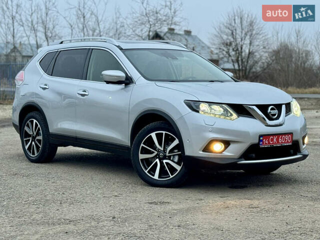 Сірий Ніссан ІксТрейл, об'ємом двигуна 1.6 л та пробігом 183 тис. км за 16800 $, фото 14 на Automoto.ua