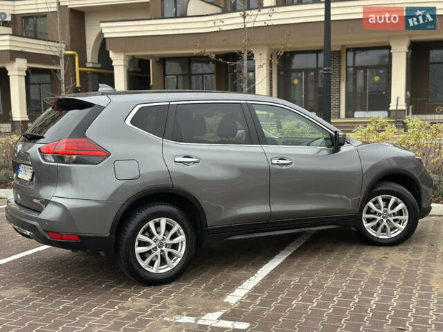 Серый Ниссан ИксТрейл, объемом двигателя 1.62 л и пробегом 140 тыс. км за 17300 $, фото 20 на Automoto.ua