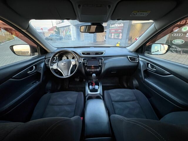 Серый Ниссан ИксТрейл, объемом двигателя 1.6 л и пробегом 109 тыс. км за 17600 $, фото 5 на Automoto.ua