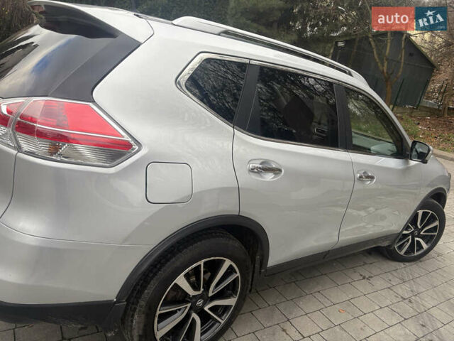 Серый Ниссан ИксТрейл, объемом двигателя 1.6 л и пробегом 172 тыс. км за 16700 $, фото 7 на Automoto.ua