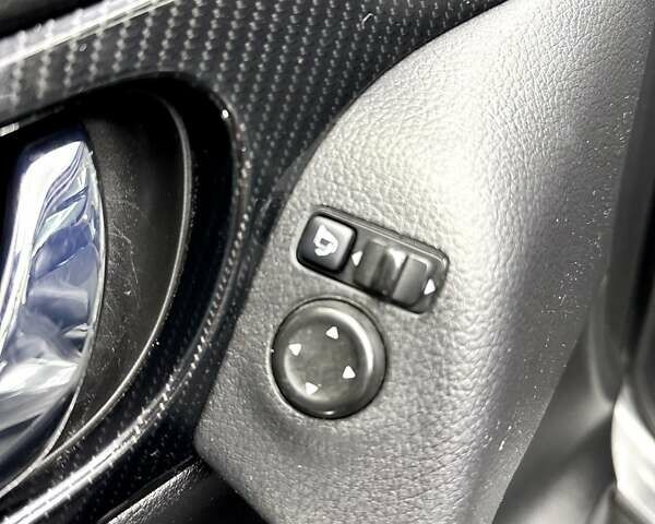 Серый Ниссан ИксТрейл, объемом двигателя 1.6 л и пробегом 101 тыс. км за 22000 $, фото 24 на Automoto.ua