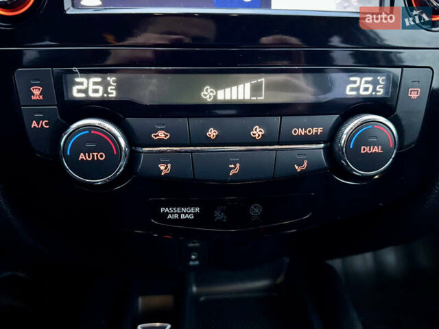 Сірий Ніссан ІксТрейл, об'ємом двигуна 1.6 л та пробігом 183 тис. км за 16800 $, фото 42 на Automoto.ua