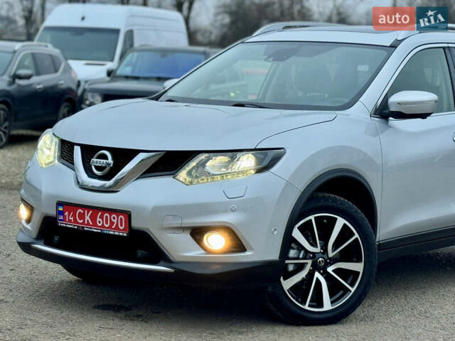 Сірий Ніссан ІксТрейл, об'ємом двигуна 1.6 л та пробігом 183 тис. км за 16800 $, фото 3 на Automoto.ua